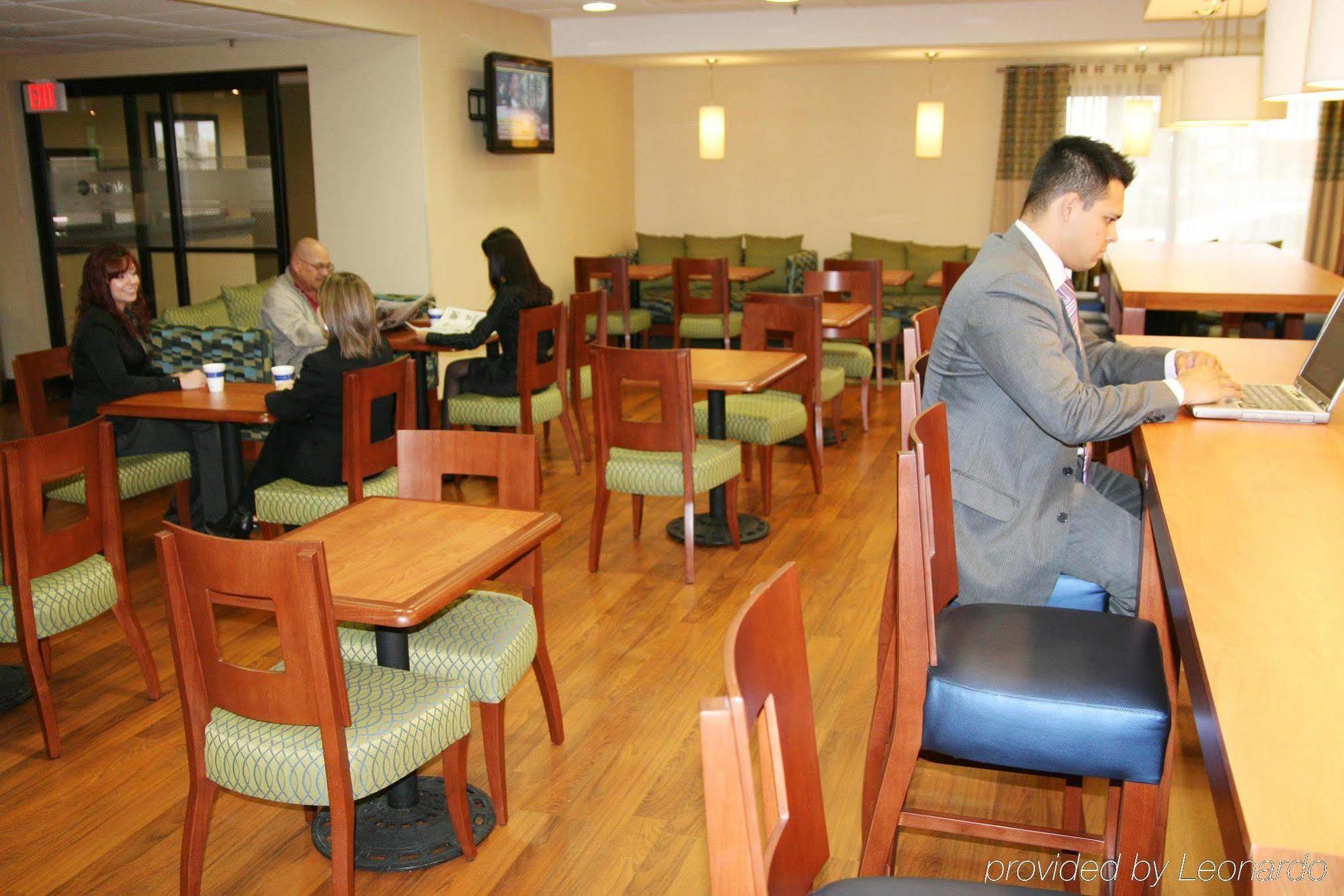 Hampton Inn Monterrey-Airport Ristorante foto